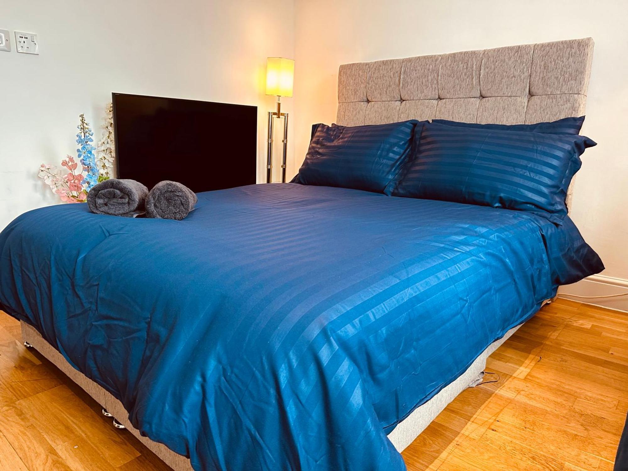 Stunning One Bedroom Studio Flat London Ngoại thất bức ảnh